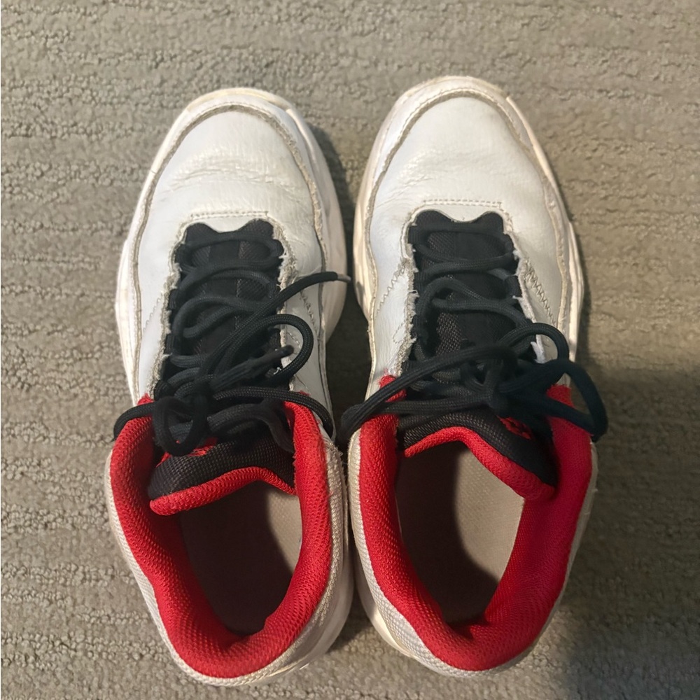 Youth boys Nike shoes